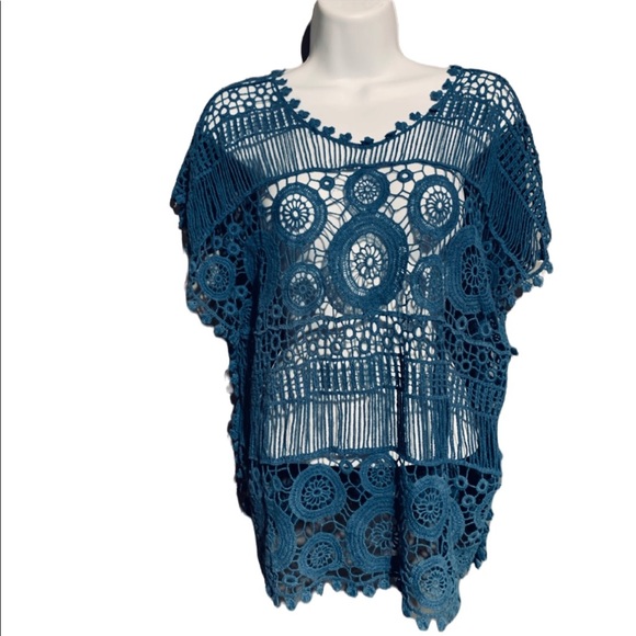 “design works” Tops - Beautiful lace top